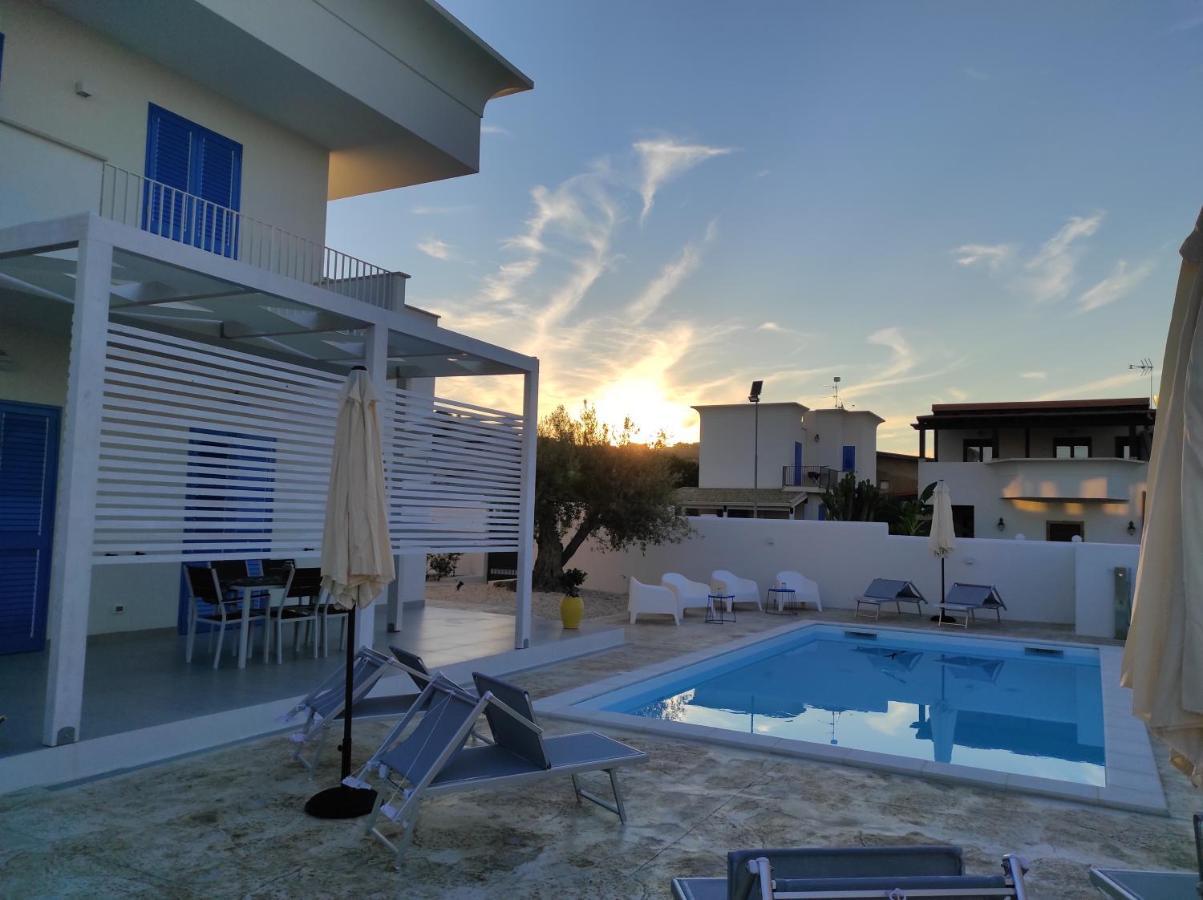 White Wall Luxury Rooms Scala Dei Turchi Realmonte Exterior photo